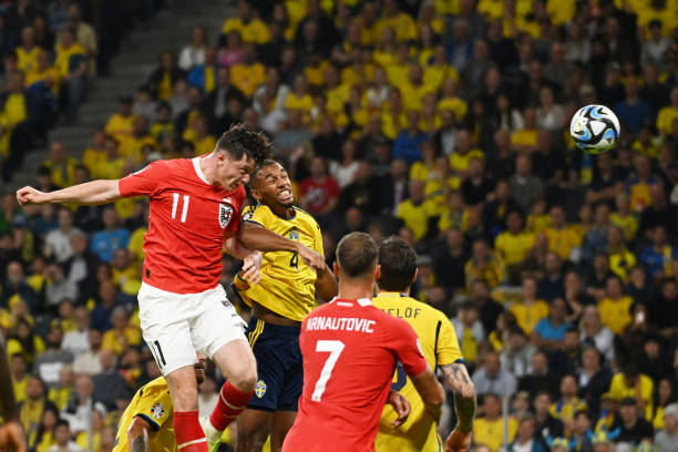 足球入门必学：点球、任意球、定位球的区别与适用场景