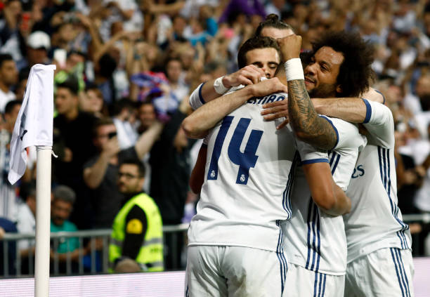 欧冠决赛赛后卢卡库掩面落泪：我们本可以创造历史