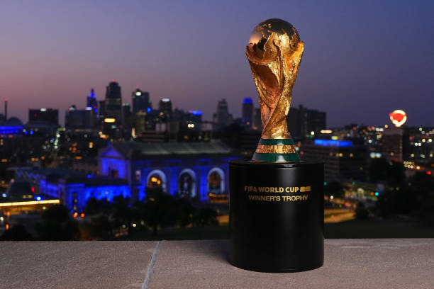 从哈兰德到姆巴佩：盘点当今足坛十大顶级球星