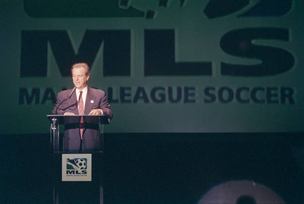 红牌背后的真相:赛后调查揭示细节