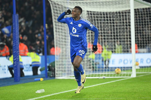 裁判没看见的“表演”：那些被怀疑的故意乌龙瞬间