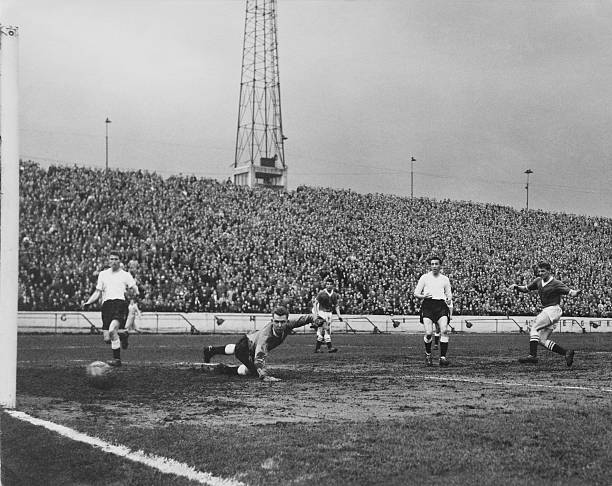 解密梅西的魔法脚步：足球技术训练视频大全