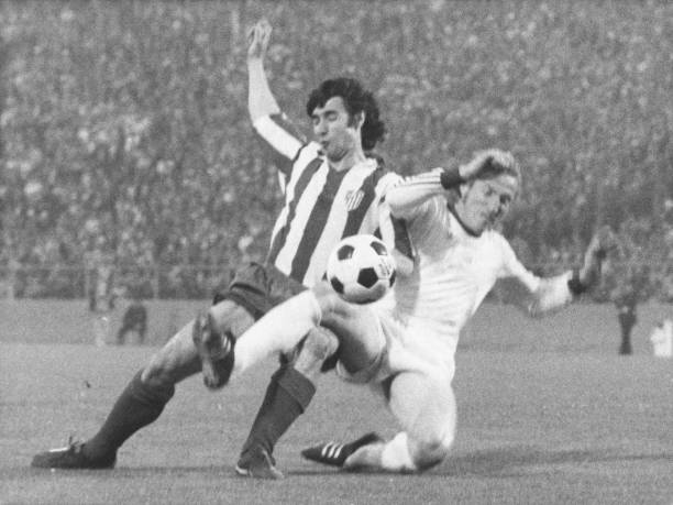 90年代男神!巴乔标志性照片头像大赏