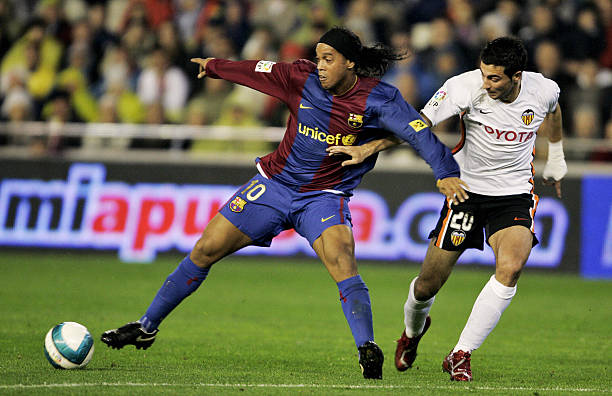 战术风格对比:德国严谨体系 vs 法国天才风暴