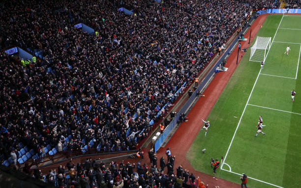 大连中超主场夜场比赛时间安排，球迷狂欢倒计时！