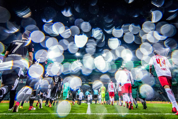 姆巴佩的俱乐部对比：巴黎圣日耳曼 vs 摩纳哥，哪里表现更出色？