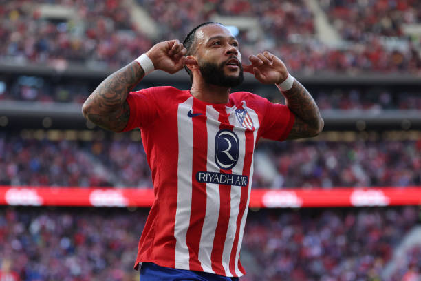 2001年德甲冠军背后的故事:希斯菲尔德的战术智慧