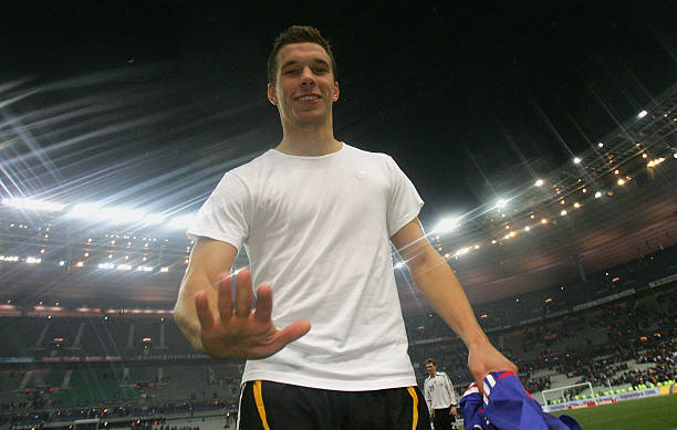 实时比分预测：帕德博恩vs比勒菲尔德，升班马对决谁能胜出？