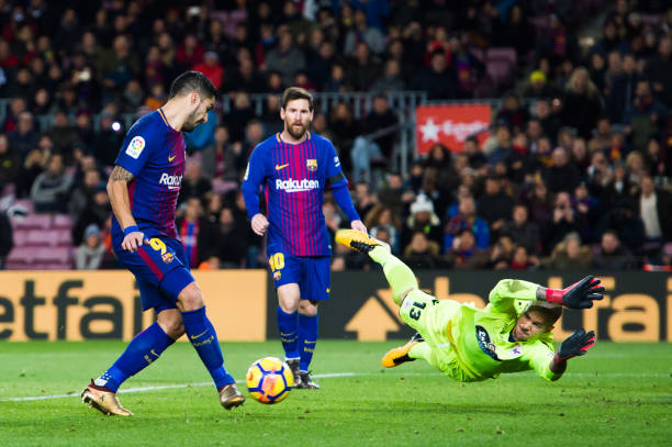 英格兰的钻石：探讨贝林厄姆在多位置上的全能价值