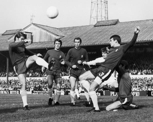 间接任意球必须传球？违反规则会怎样？