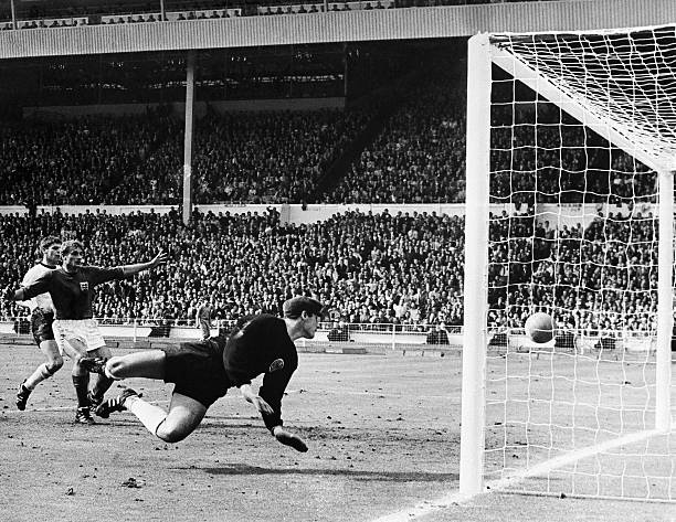 球探即时足球比分旧版本意大利站:联赛积分与排名功能