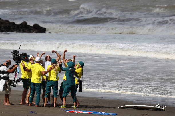 5分钟学会画奥运会熊猫吉祥物