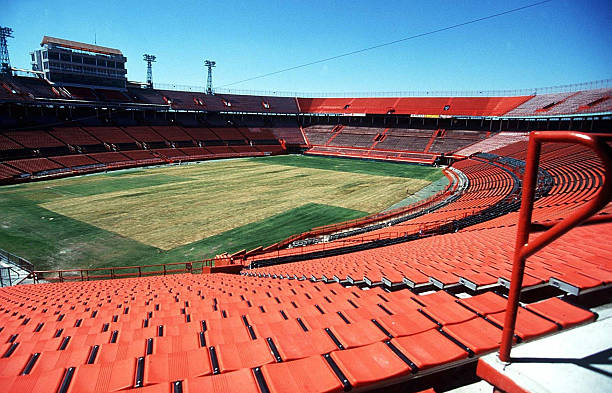 中国跳水史上最年轻奥运冠军：14岁伏明霞的巴塞罗那辉煌时刻