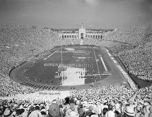 历届奥运主办城市评选背后的故事与争议