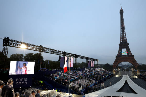 乒乓球男单冠军养成记：蚂蚁庄园玩法解析