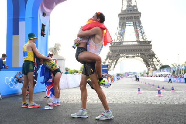金价大跳水引发市场恐慌,投资者纷纷观望