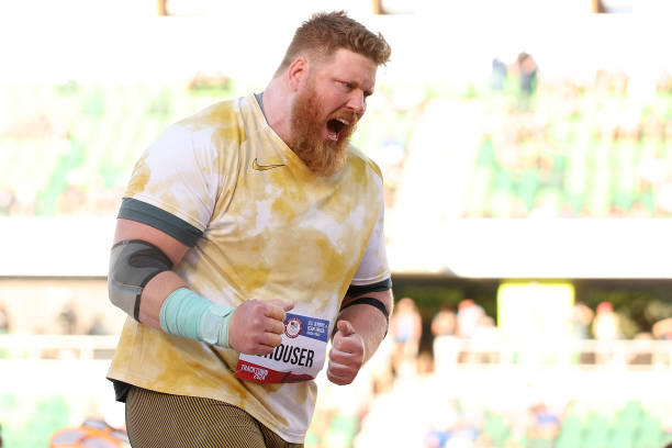 跳高世界纪录的演变：从早期记录到现代巅峰