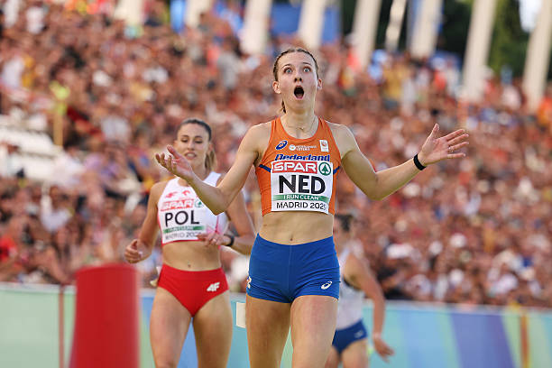 跳高运动员等级标准的历史沿革与现行规定对比