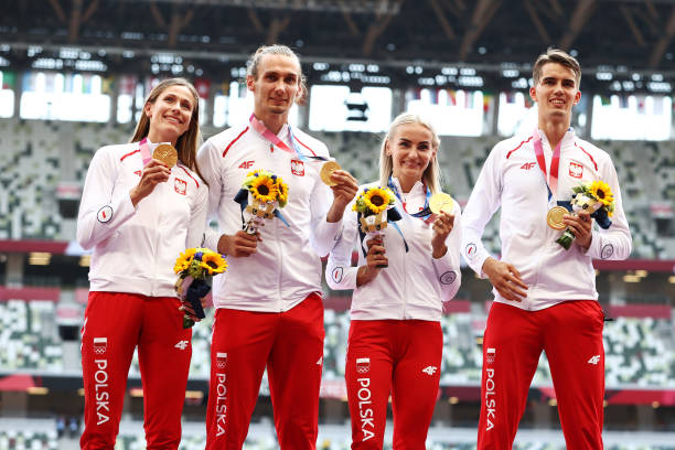 短跑弯道跑技巧：如何保持速度与平衡