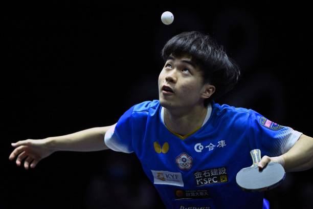 乒乓球桌尺寸全解析：从台面厚度到网高要求