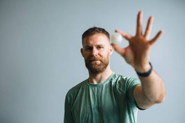 乒乓球拍粘合胶水选择:有机胶水是否影响比赛成绩?