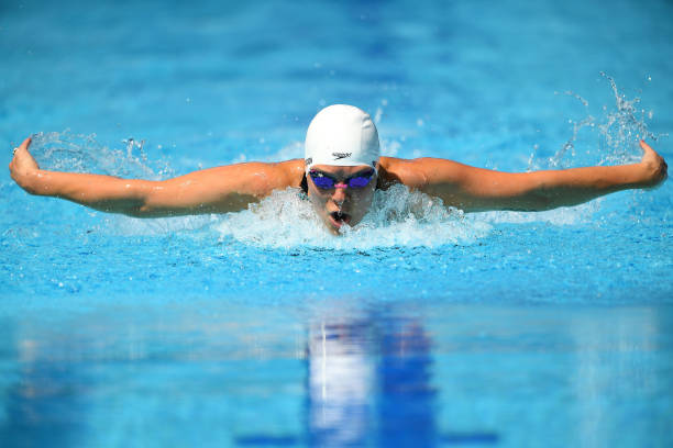 海口市中小学生游泳比赛精彩瞬间回顾,青春与活力并存