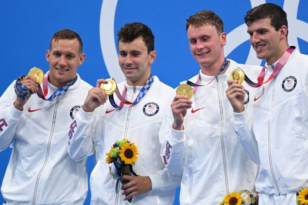 蛙泳转身技巧视频教程：比赛制胜关键