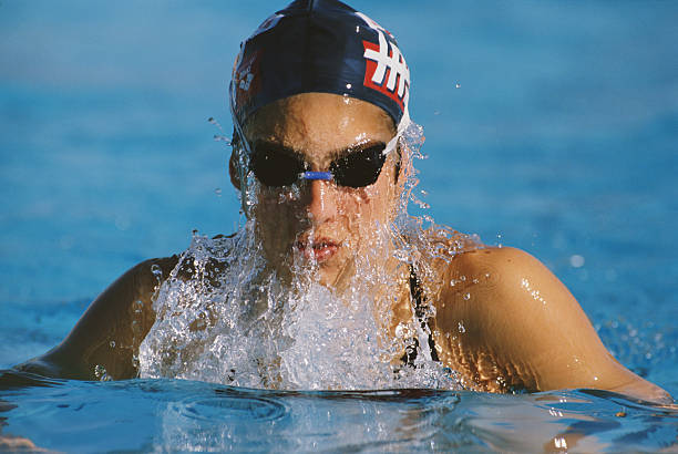 蛙泳速成口诀：5分钟学会游泳不费力