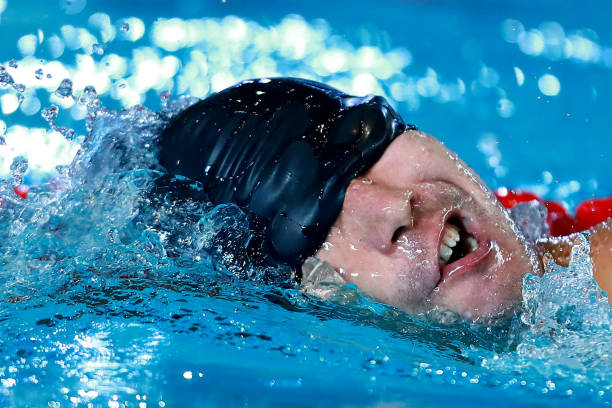 实测数据：游泳1小时到底能消耗多少卡路里？