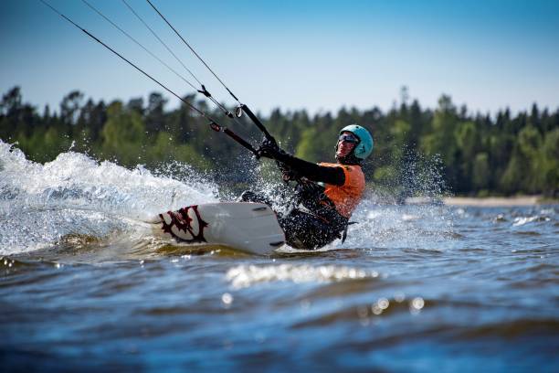 腰间盘突出患者适合哪些游泳姿势？推荐与禁忌
