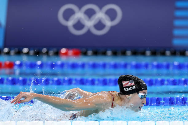 海上游泳馆：漂浮于碧波之上的游泳天堂