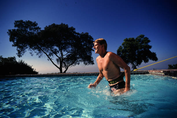 游泳虽好，但中医提醒这些人群需谨慎