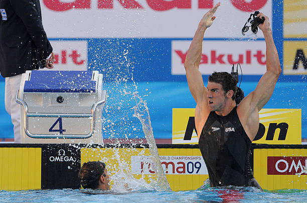 游泳池瓷砖设计灵感:从简约到奢华的全方位参考