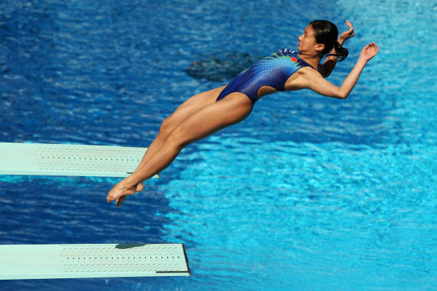 艾滋病传播真相：日常接触与游泳的安全性分析