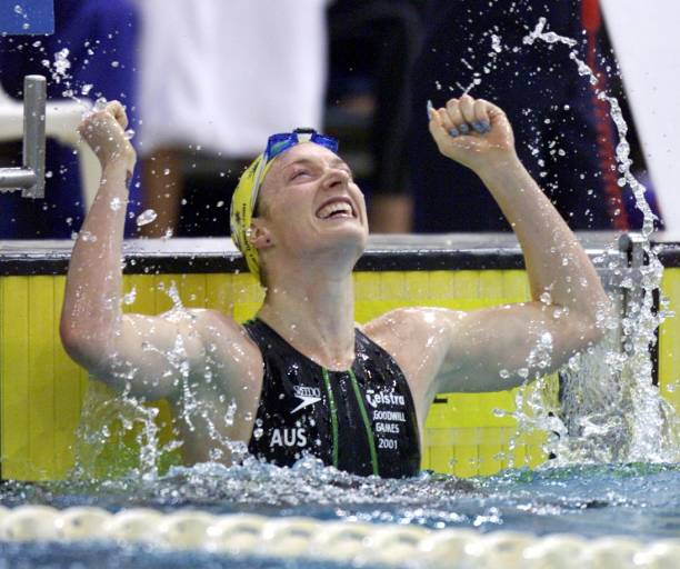 游泳比赛时,教练和观众都在喊些什么?