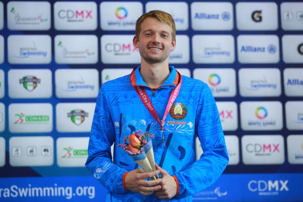 教练视角：如何科学安排游泳运动员的训练计划