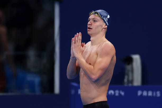 自由泳腿部动作与身体协调性的重要性