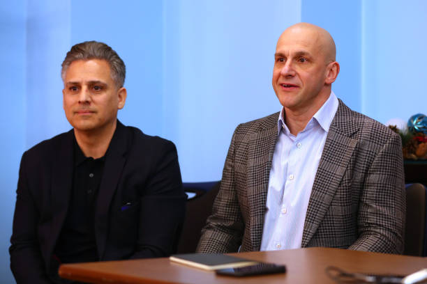 游泳池水会传染艾滋病毒吗？专家给出权威解释