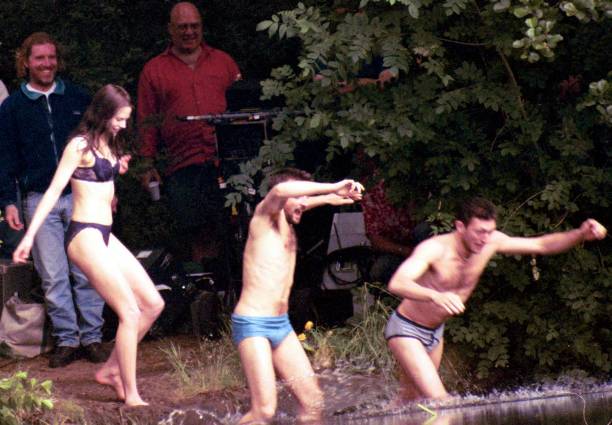 游泳虽好，但这几类人需避免