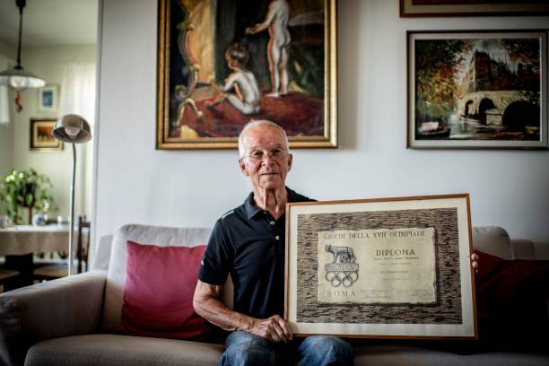 保护自己,安全游泳:游泳护具全解析