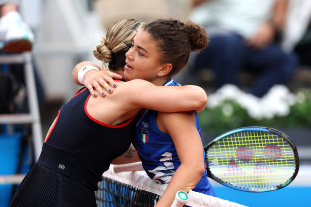 费德勒温网赛点失利:如何定义传奇的坚韧与遗憾