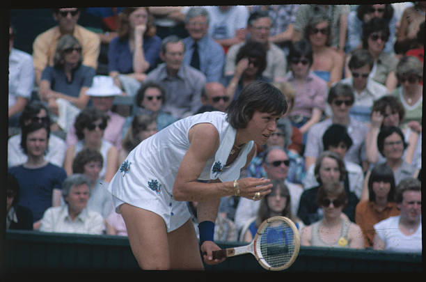 美网场地特点:为什么硬地成为主流选择?