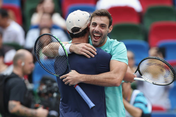 王妍的网球旅程:从青少年赛事到职业赛场的辉煌