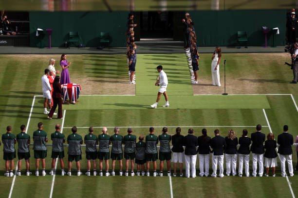 初学者反手削球入门教程：一步步掌握基础动作