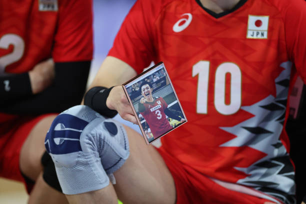 国际排球比赛站位图：攻防转换与战术配合的视觉指南