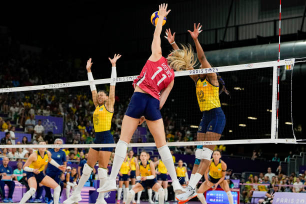 冯坤二传艺术：看她如何组织进攻