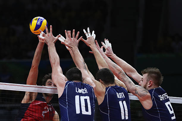 主攻、副攻、二传、接应、自由人：排球位置全面介绍