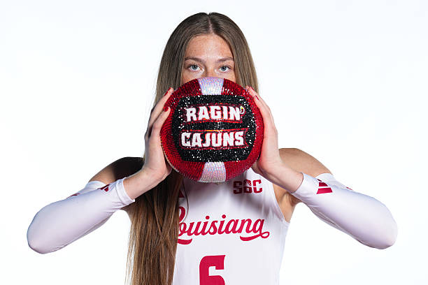 中国女排决战时刻!CCTV5直播精彩不容错过