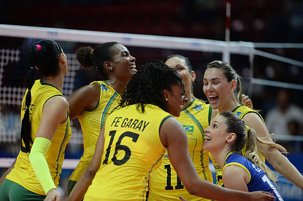 从理论到实践：全面解析排球垫球技术要点