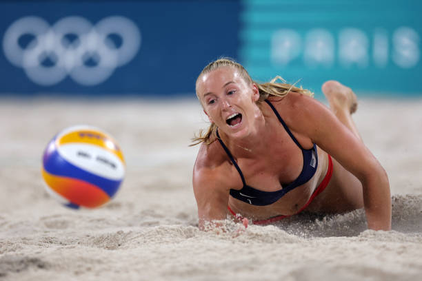 从球员到教练:加提蓬的排球人生转折点